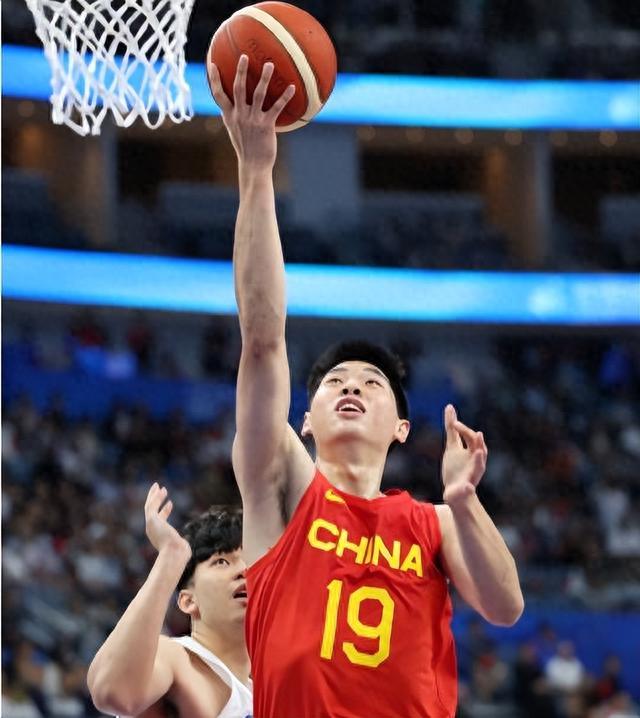 海南男篮豪取胜利，展示决心的简单介绍