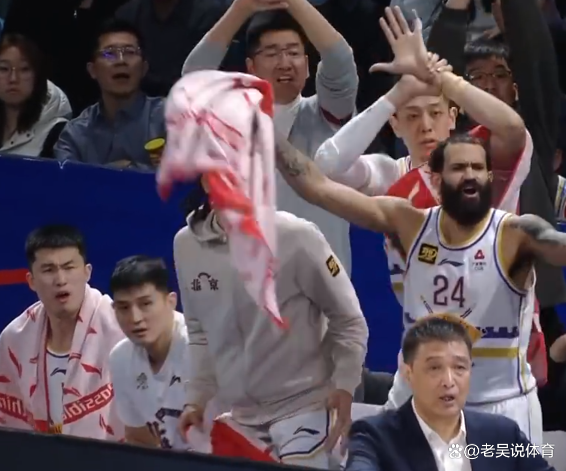 北京首钢主场大胜天津，士气高昂